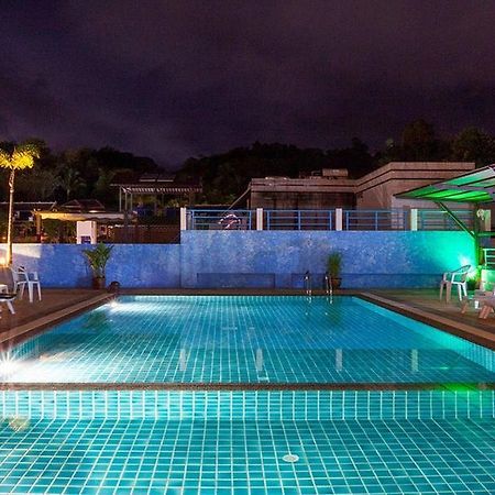 Larn Park Resortel Patong Екстериор снимка