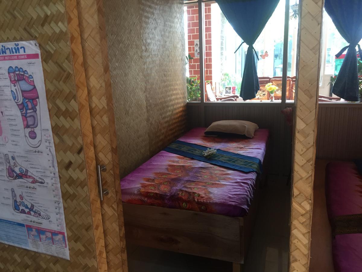 Larn Park Resortel Patong Екстериор снимка