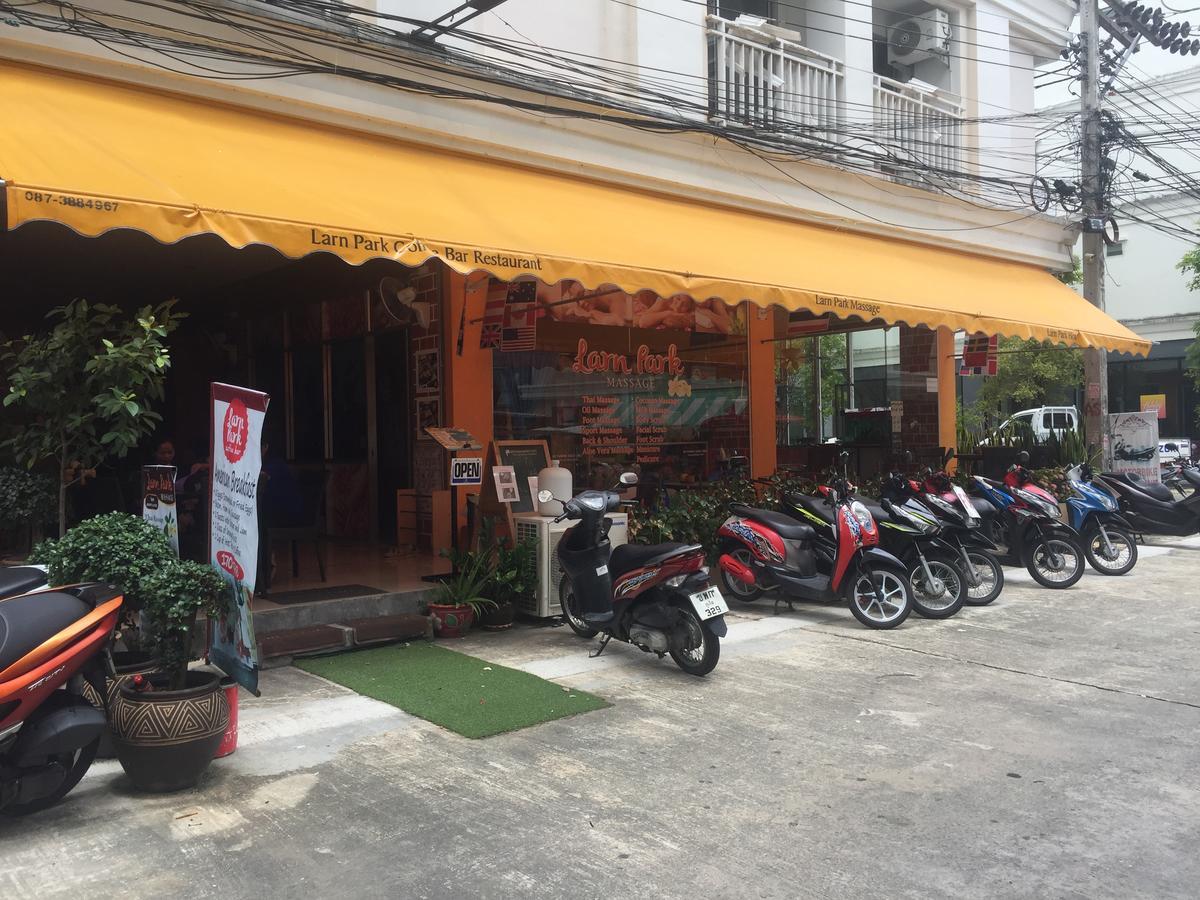 Larn Park Resortel Patong Екстериор снимка